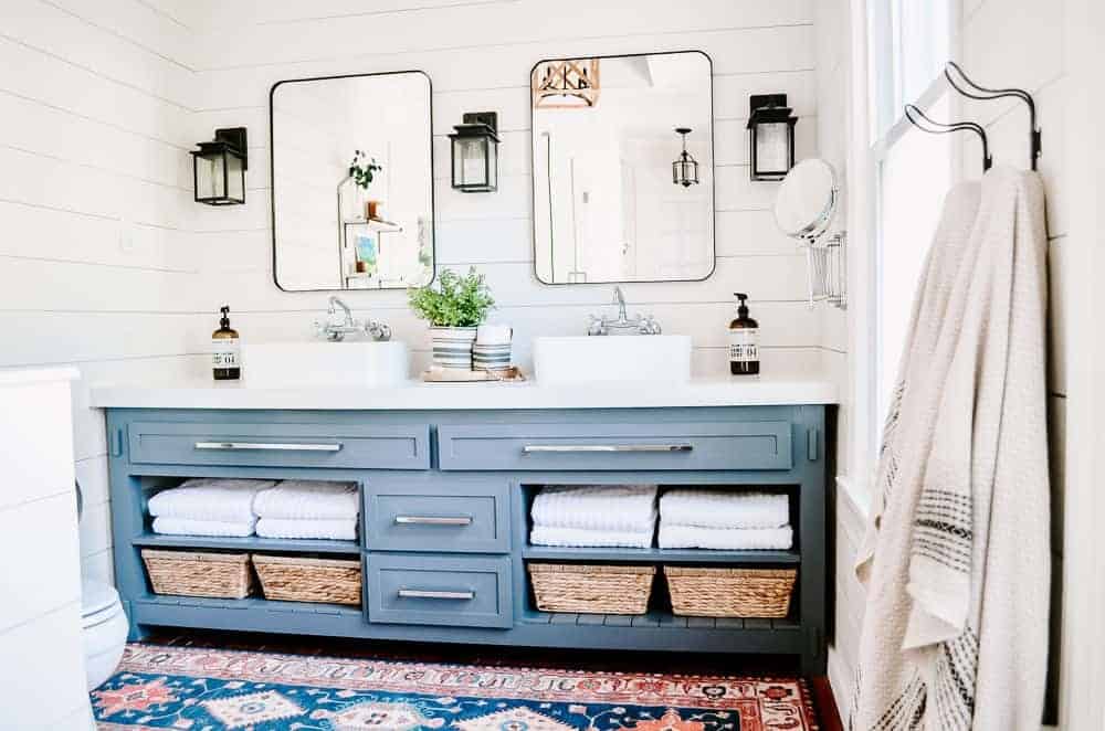 6 Master Bathroom Organization Ideas for the Vanity + Cabinets + More –  Simplicity in the South